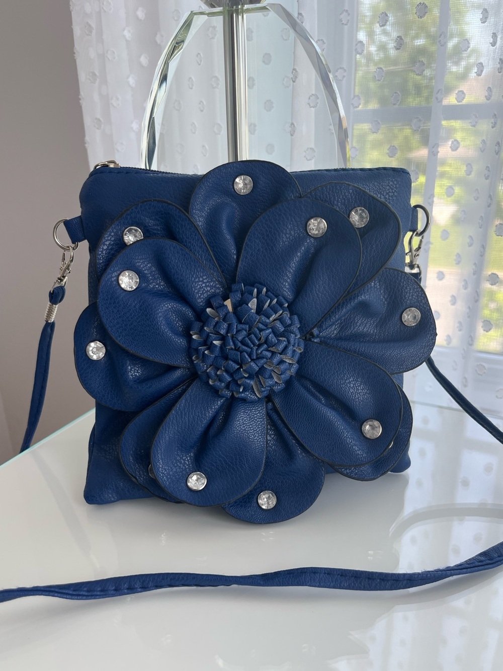 Small Blue Floral Appliqué Crossbody Bag - Unbranded
